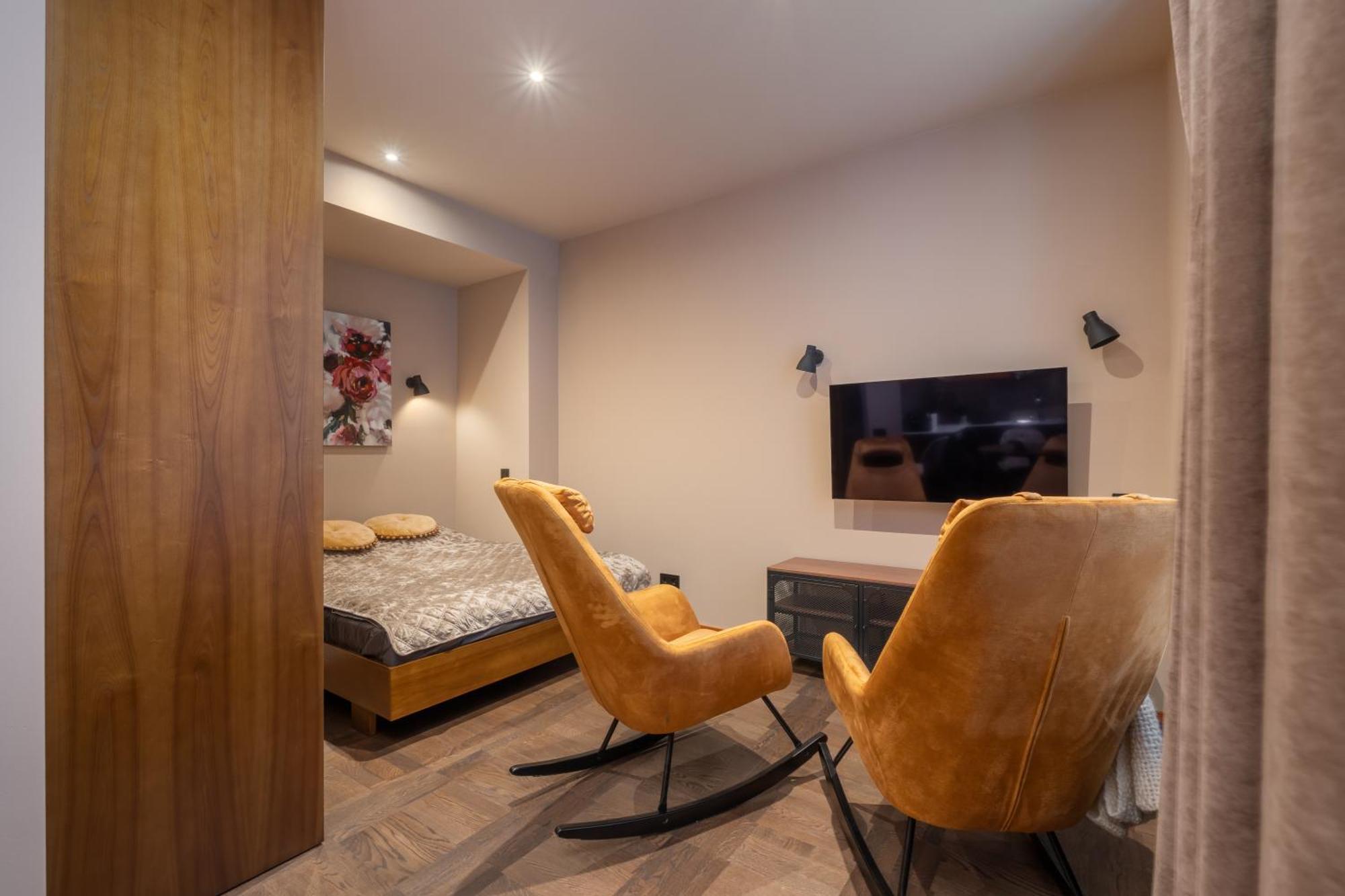 Stylish Old Town Apartment On Mucenieku Street Riga Exterior foto